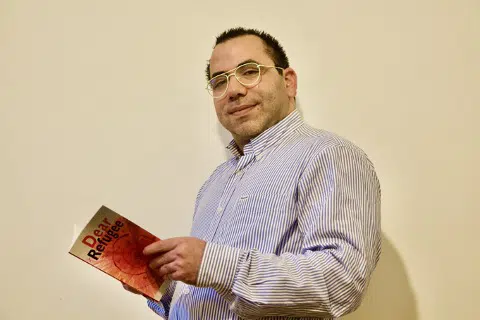 Writer and poet Amir Darwish